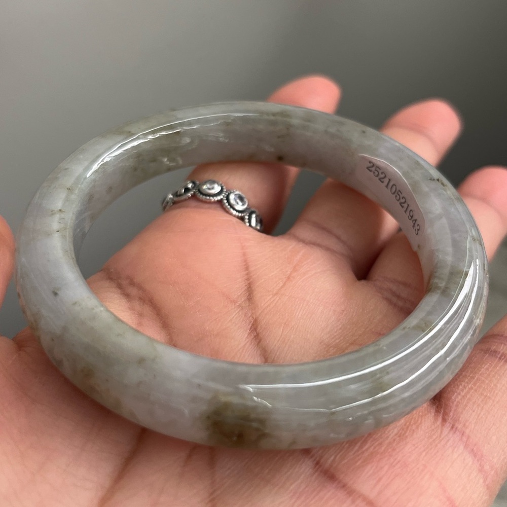 Elegant yellowish light Gray Jade Bangle Bracelet with brownish spots. Icy!